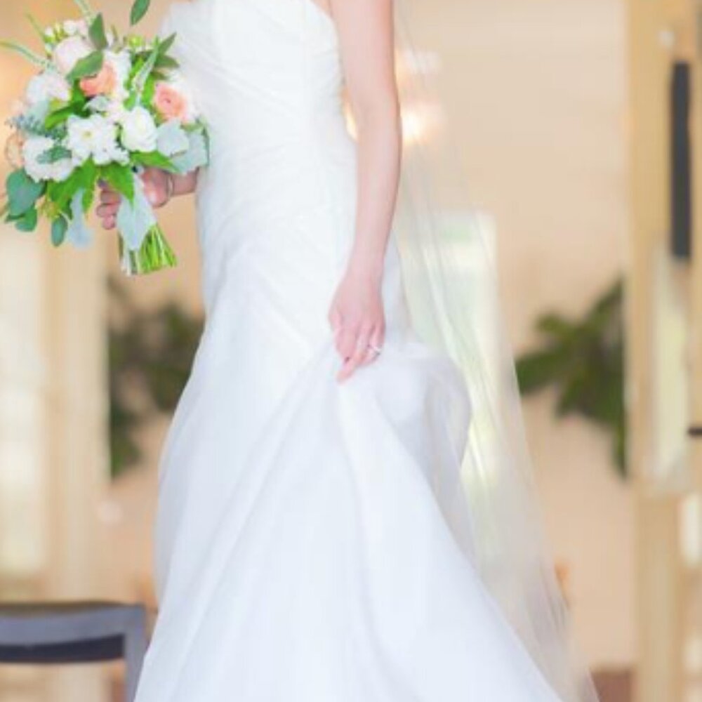 Marisa Size 10 Trumpet Wedding Gown